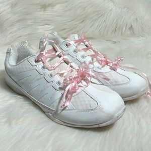 SALE! Chass'e Cheerleading Shoes Sz.9 Can Fit 8.5 Gently Worn